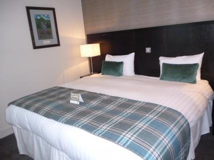 The Golden Acorn Wetherspoon Hotel Glenrothes Eksteriør billede