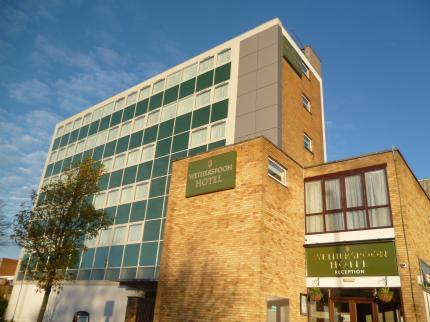 The Golden Acorn Wetherspoon Hotel Glenrothes Eksteriør billede